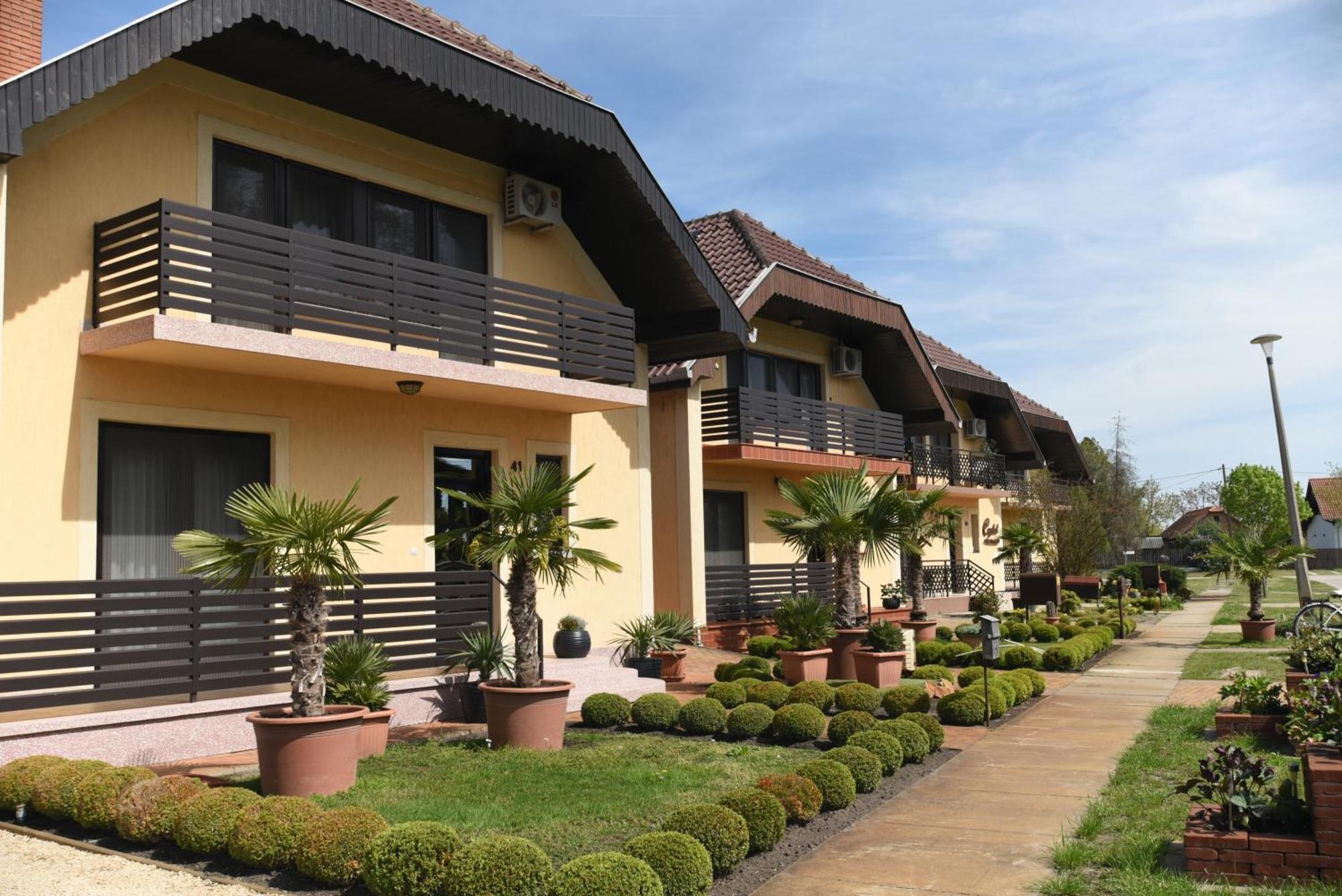 Crystal Apartman Mórahalom 외부 사진